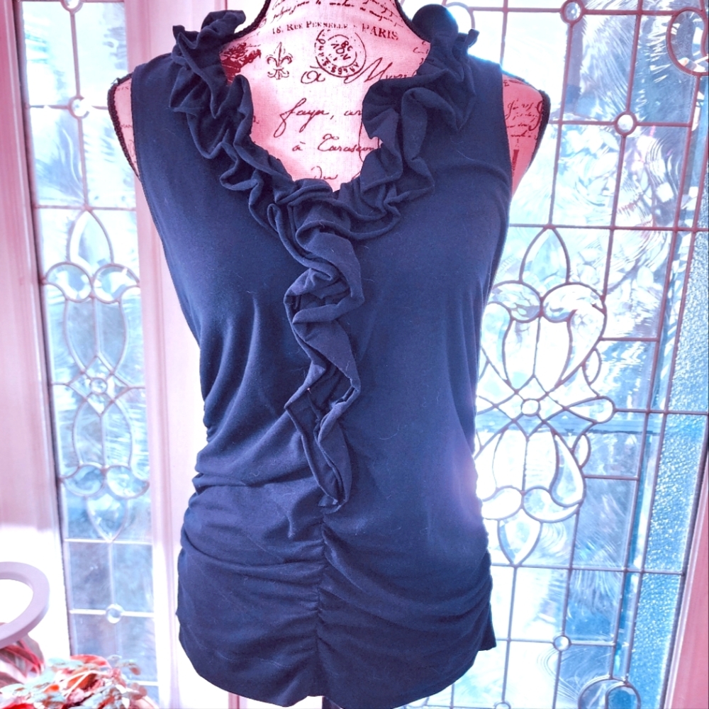 Cabi Sleeveless Ruffle V-Neckline Ruched Navy Top M
